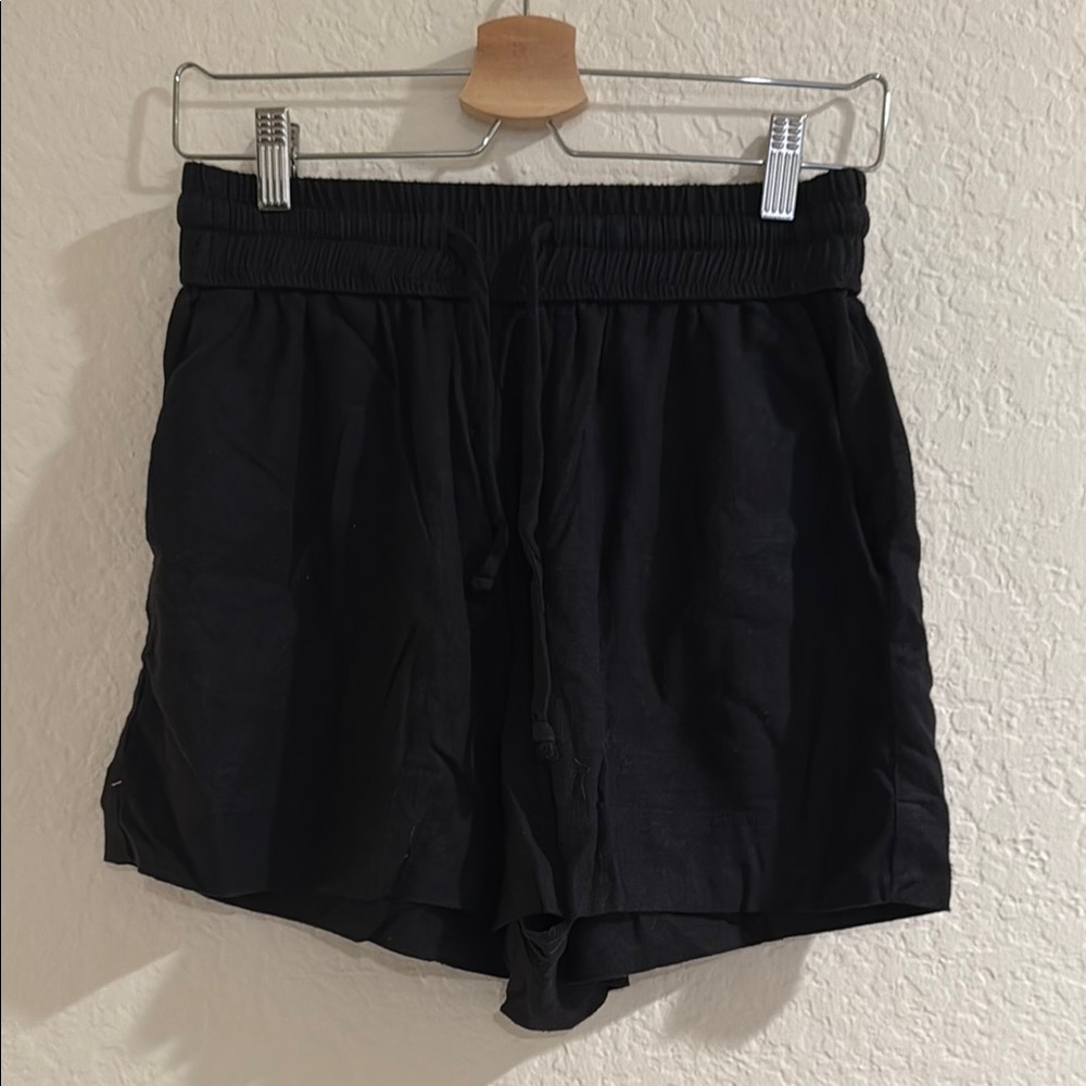 The Lady & The Sailor, Linen Black Shorts, Size 2